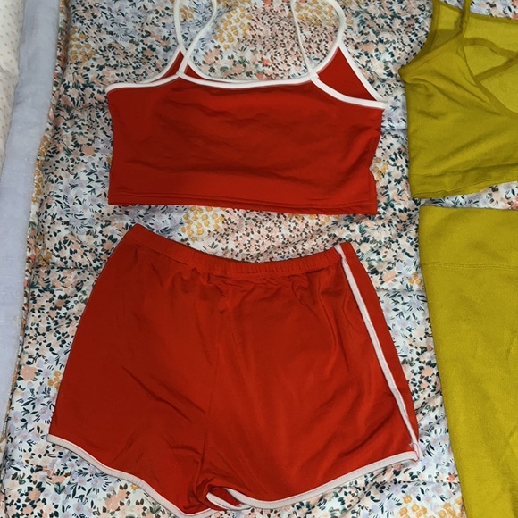 NWOT OUTFITS - Picture 4 of 4